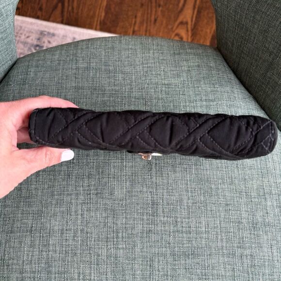 Vera Bradley Quilted Turn Lock RFID Clutch/Wallet in Black excellent used cond.! - Picture 3 of 8